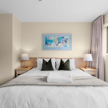 Village Green 2 Bedroom Loft Townhouse With Views Fireplace And Garage Parking スレッドボ エクステリア 写真