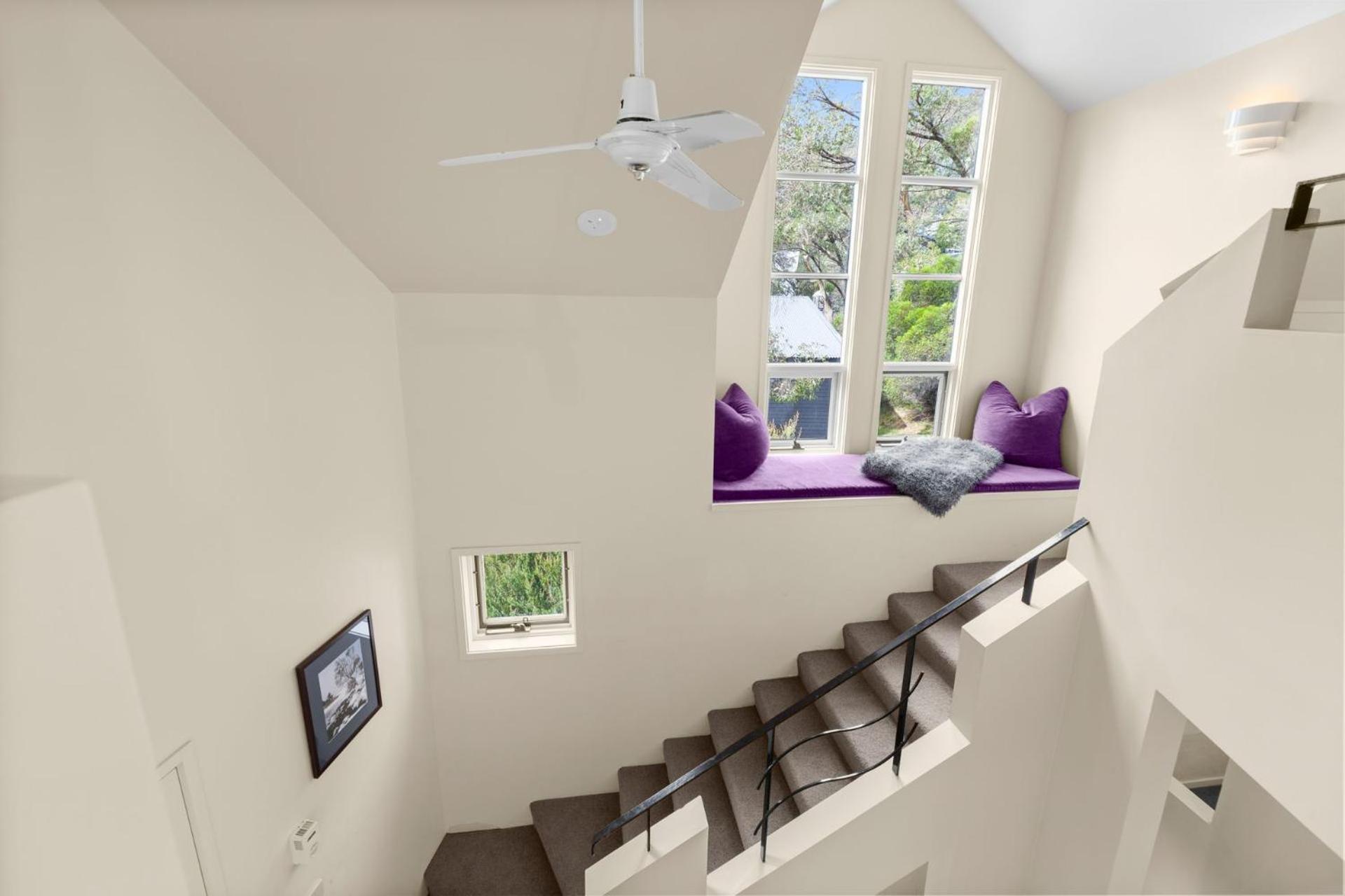 Village Green 2 Bedroom Loft Townhouse With Views Fireplace And Garage Parking スレッドボ エクステリア 写真