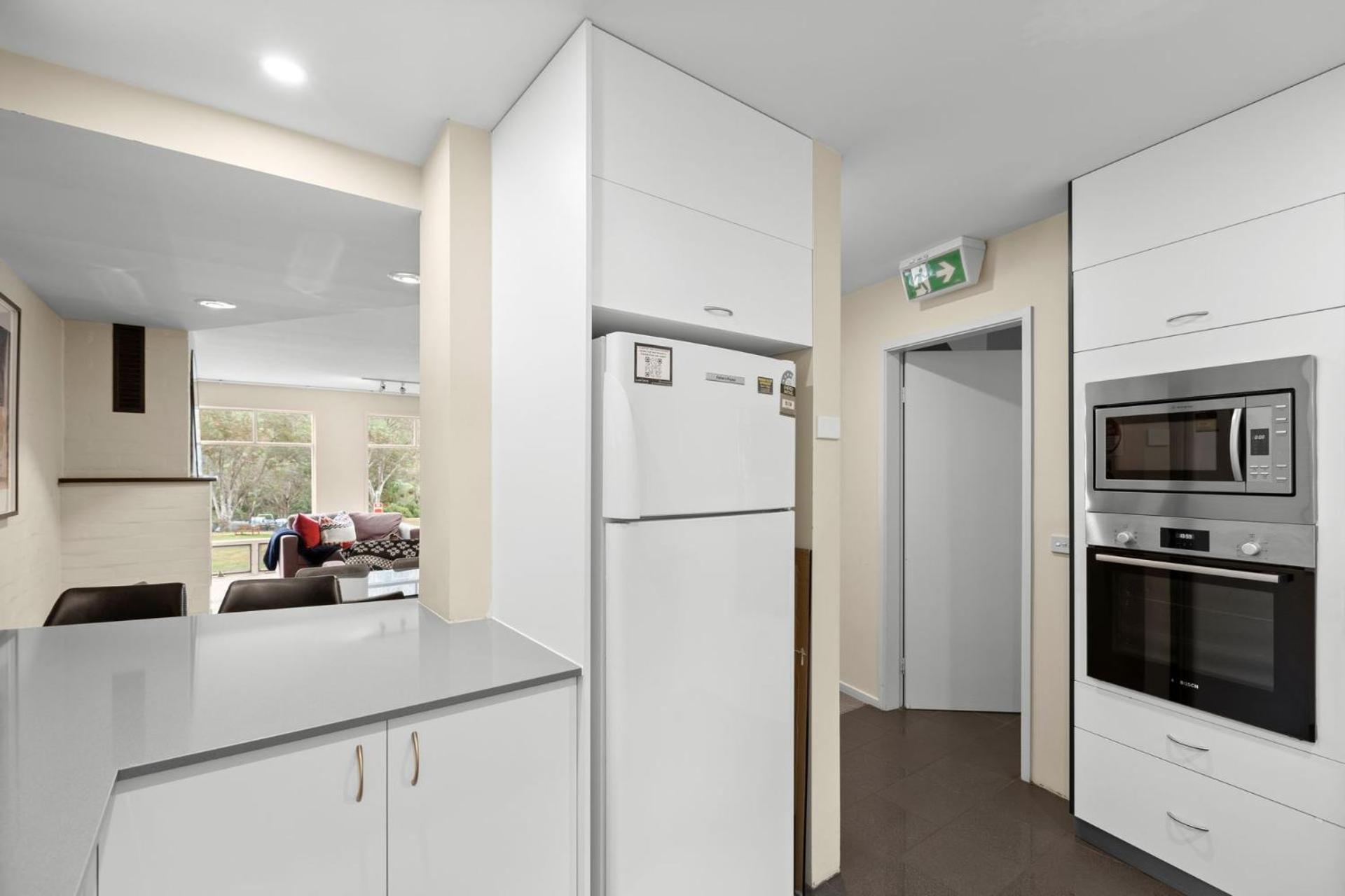 Village Green 2 Bedroom Loft Townhouse With Views Fireplace And Garage Parking スレッドボ エクステリア 写真